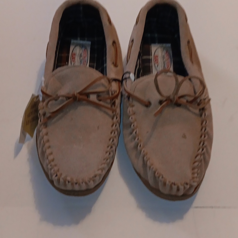 leather slippers